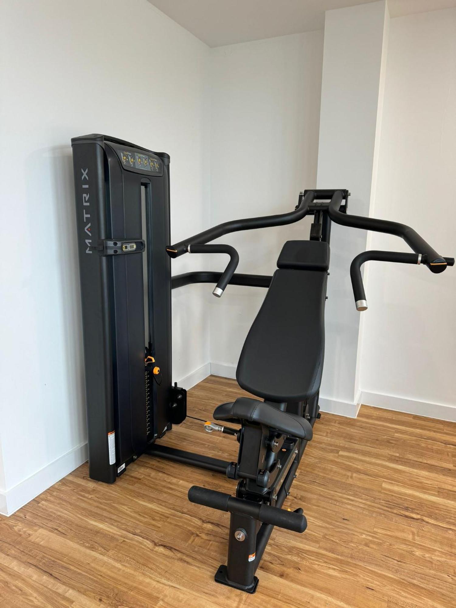 Apartment New Penthouse Height Flat, View Balcony, Free Gym & Minimalistic *