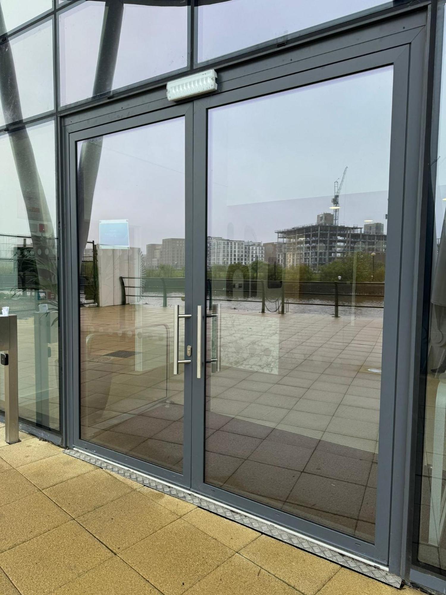 Apartment New Penthouse Height Flat, View Balcony, Free Gym & Minimalistic Manchester