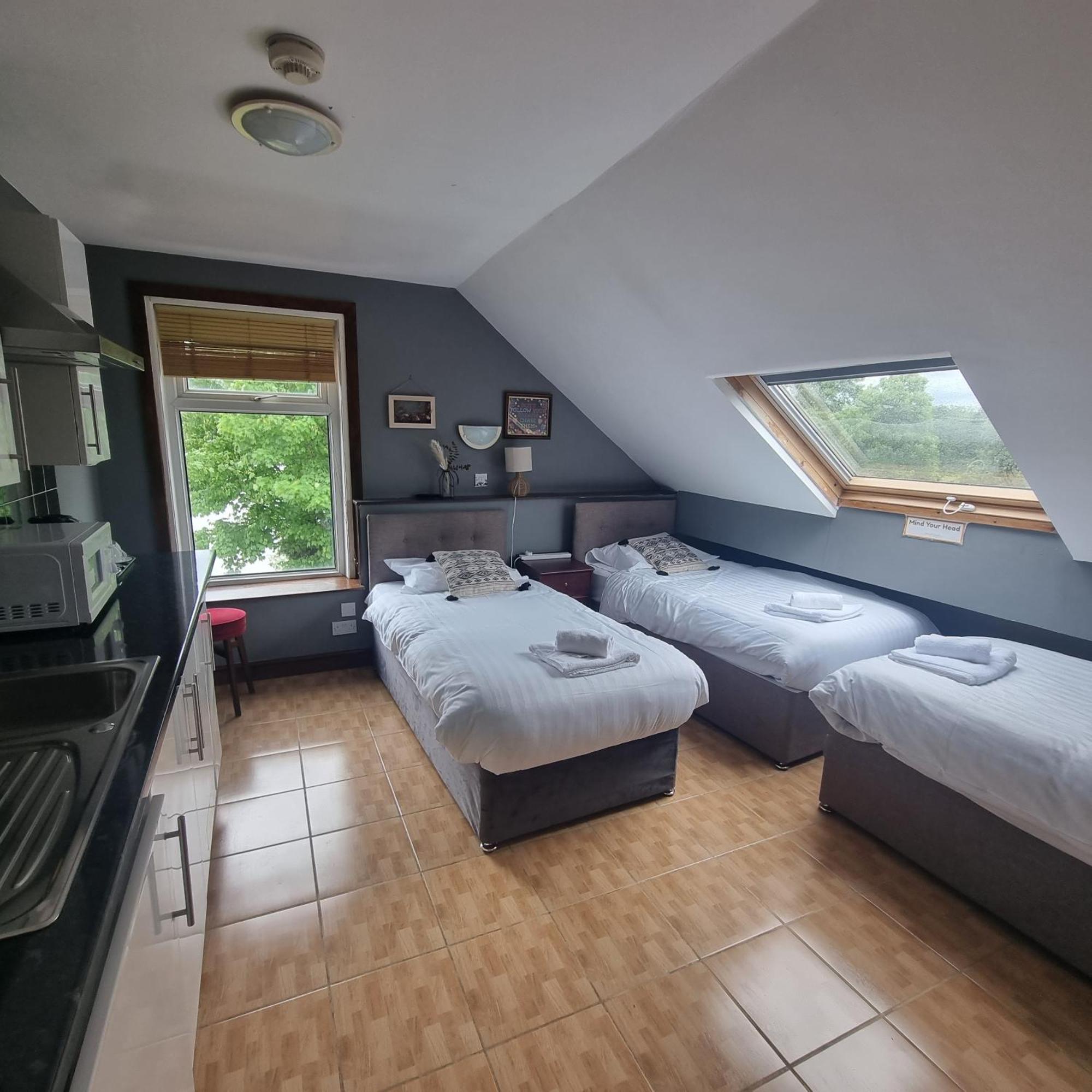 - Free Parking Guest house *