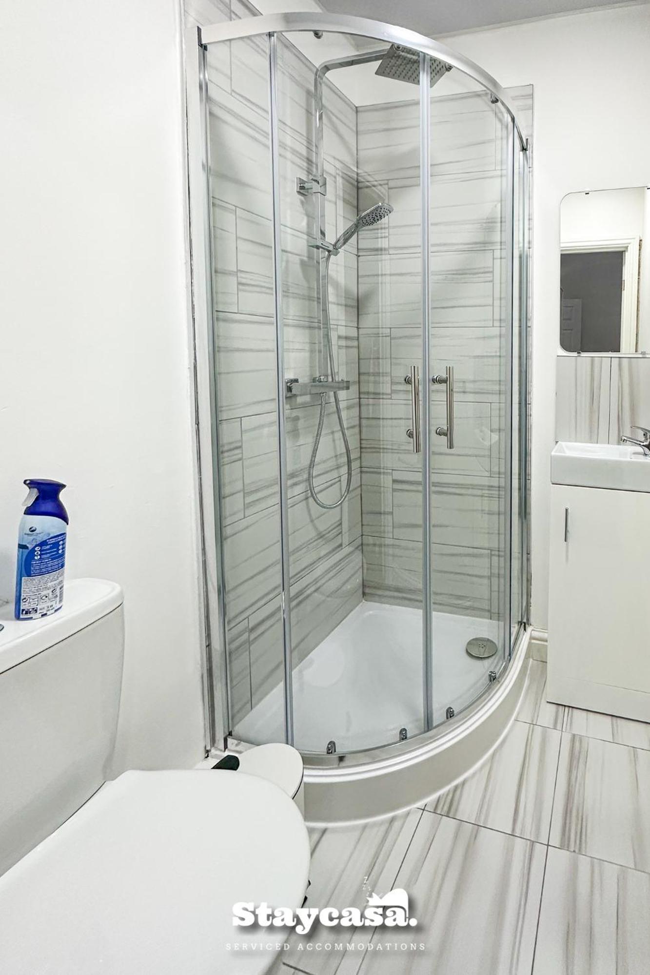 Ashfield Co-Living - Private Room Self-Cater * Manchester