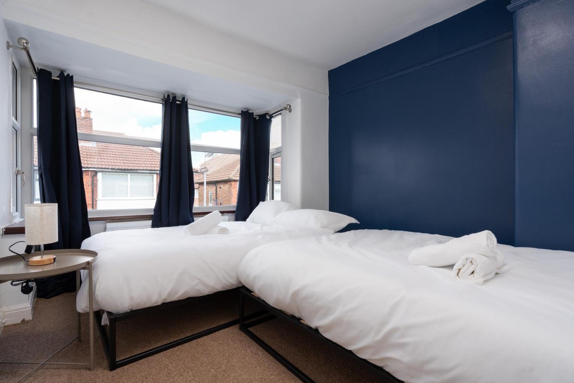Holiday home Comfy 3br - Pool Table - Games - Sleeps 8 *