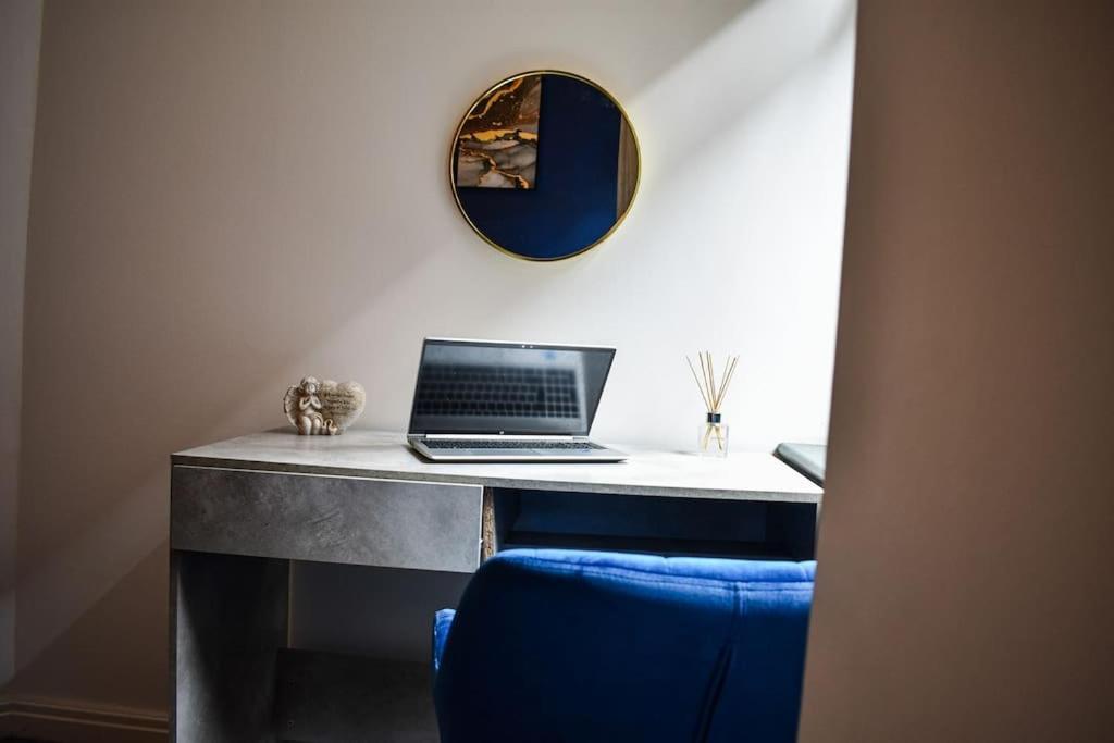 Cozy Retreat - City Centre Appartement