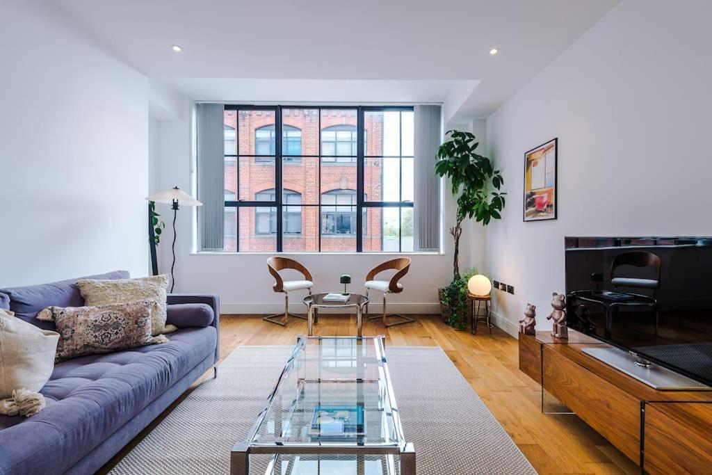 Sleek Loft Oasis In Centre * Manchester