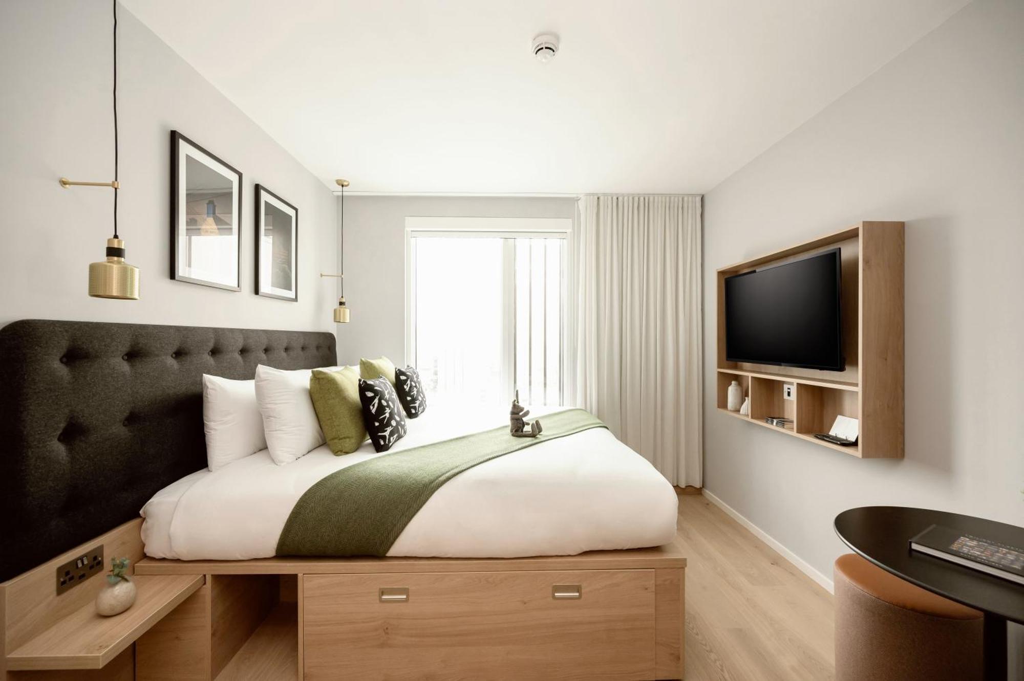 Wilde Centre 4*