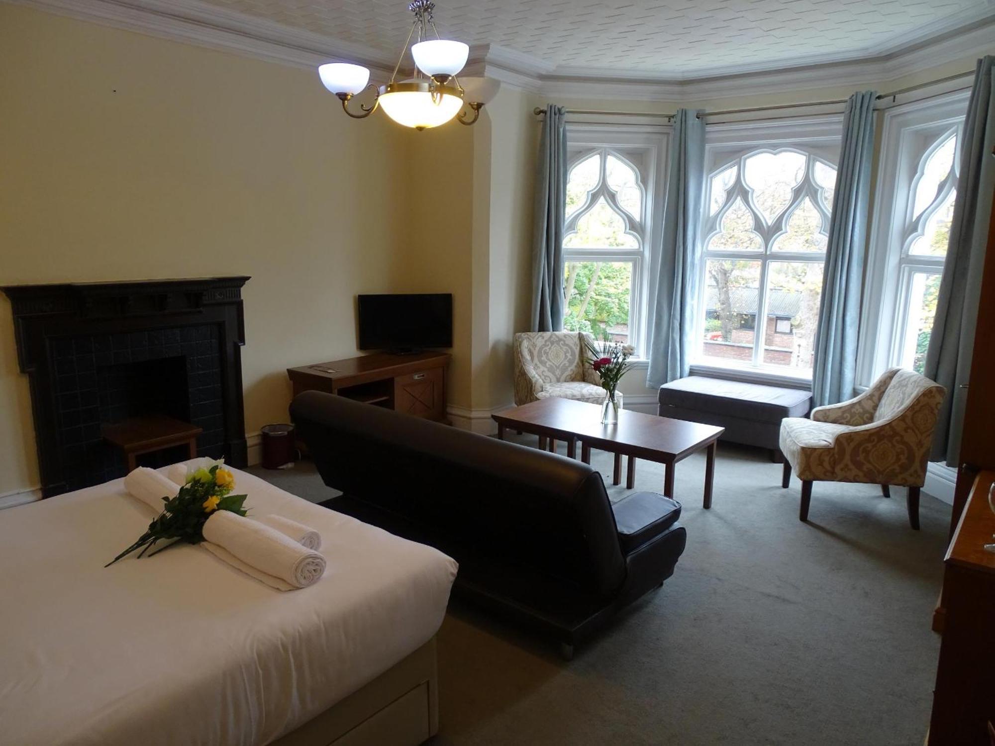 Milverton Hotel Manchester