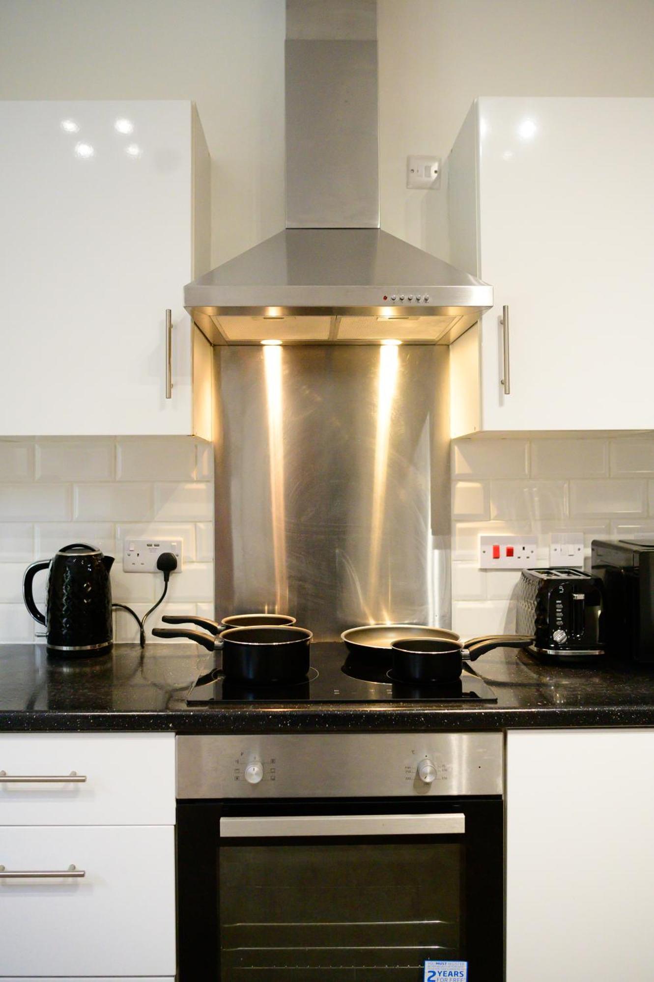 Autumn Breeze, 2br Apartment, Didsbury, *