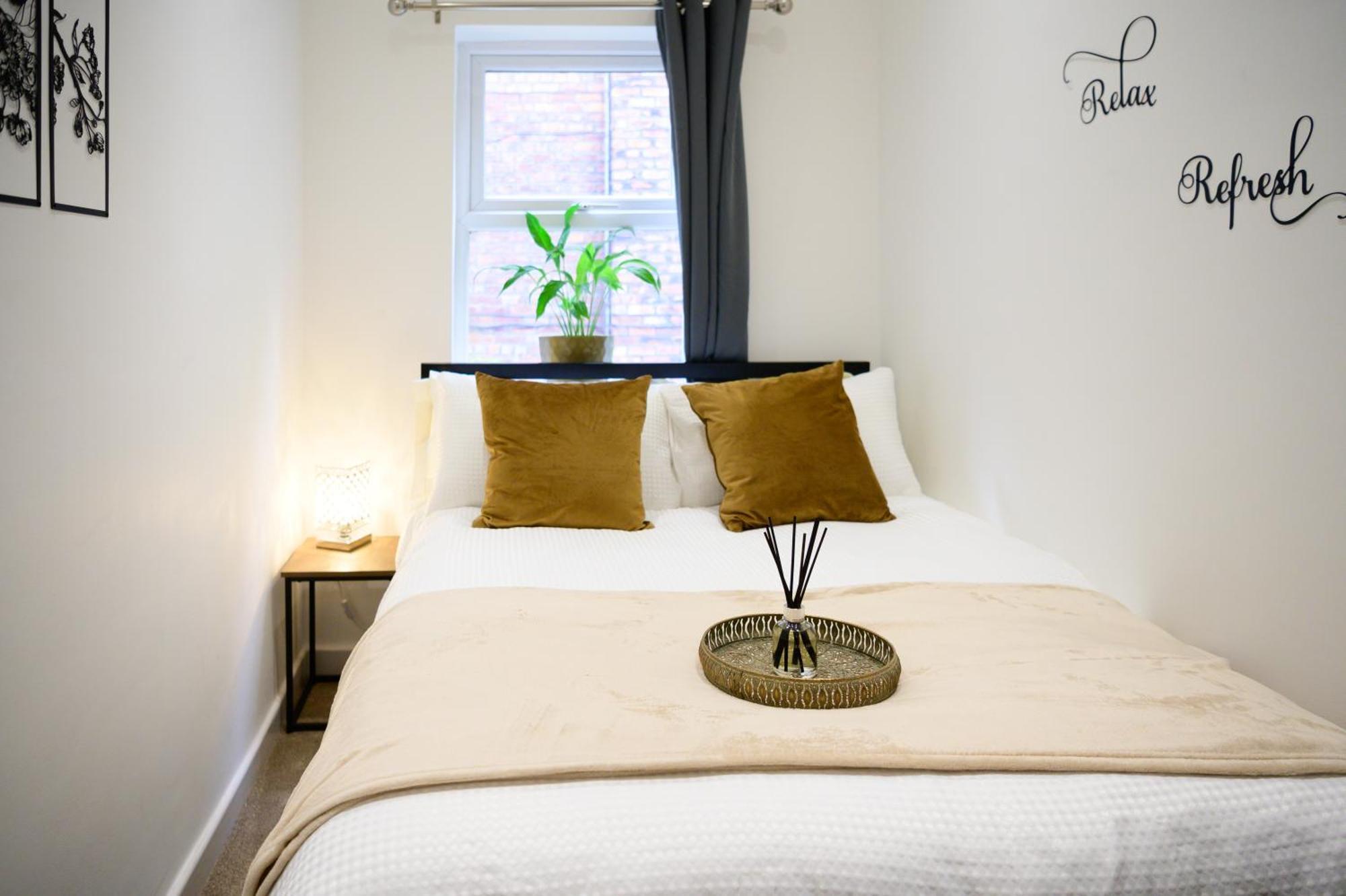 Autumn Breeze, 2br Apartment, Didsbury, Manchester