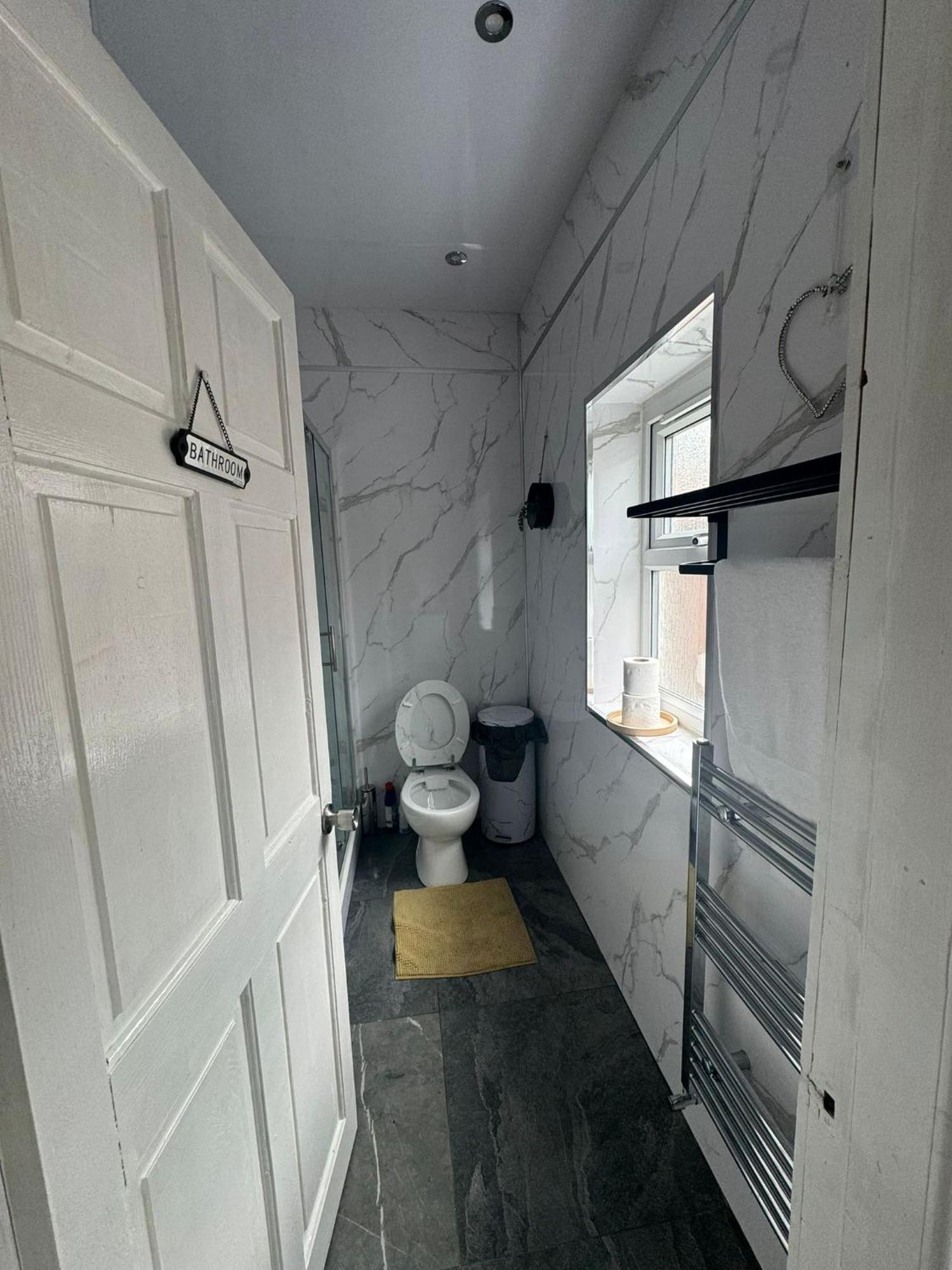 Lovely + Free Parking Holiday home *