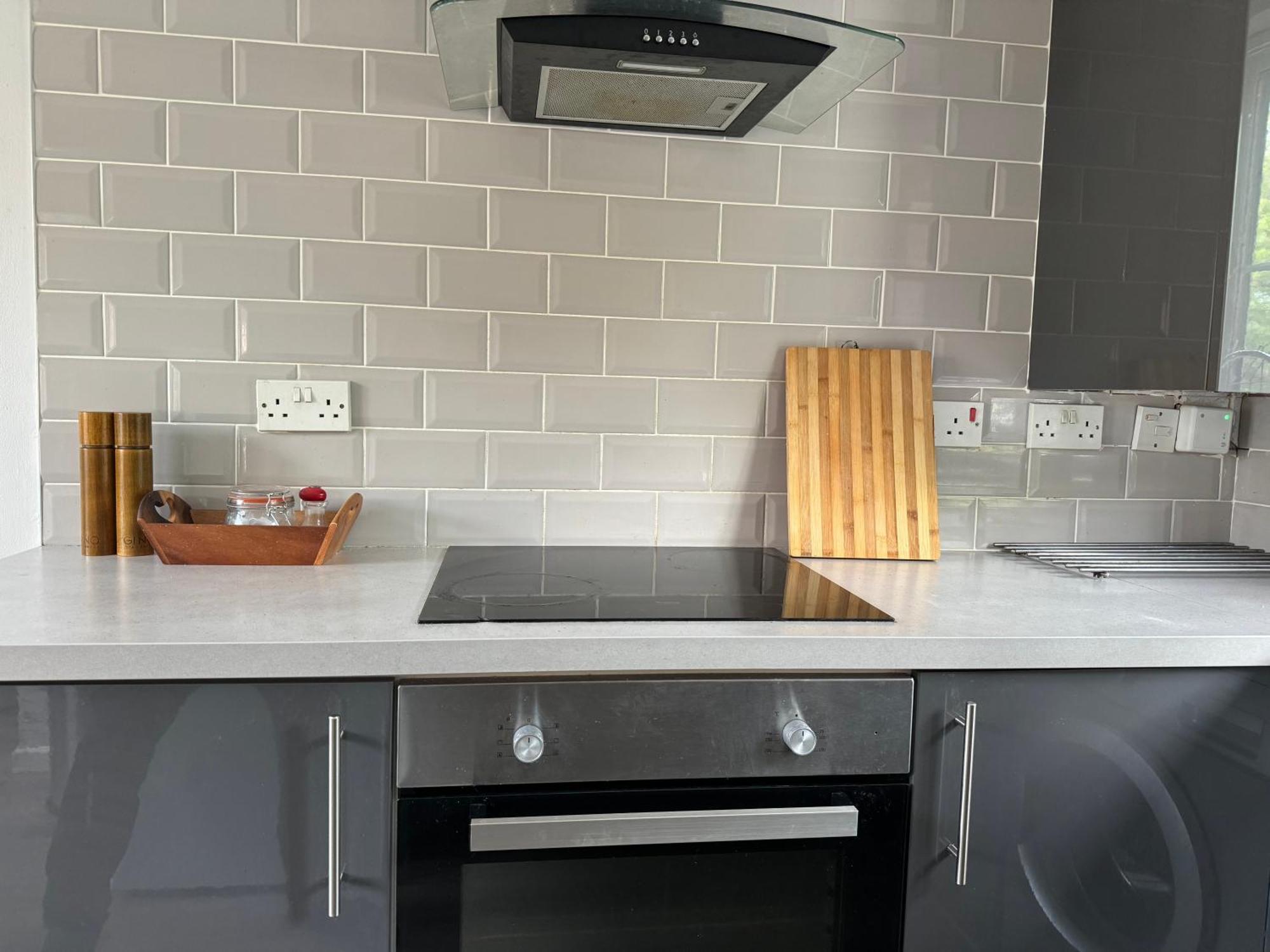Vakantiehuis Modern Home, Beautiful Spacious Garden, Centre Netflix Manchester