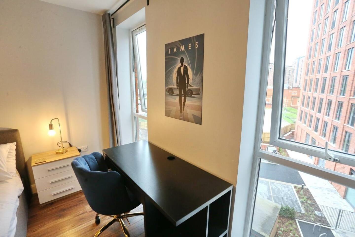 Apartment Stunning Flat Mins From Shops Centre Pass The Keys *