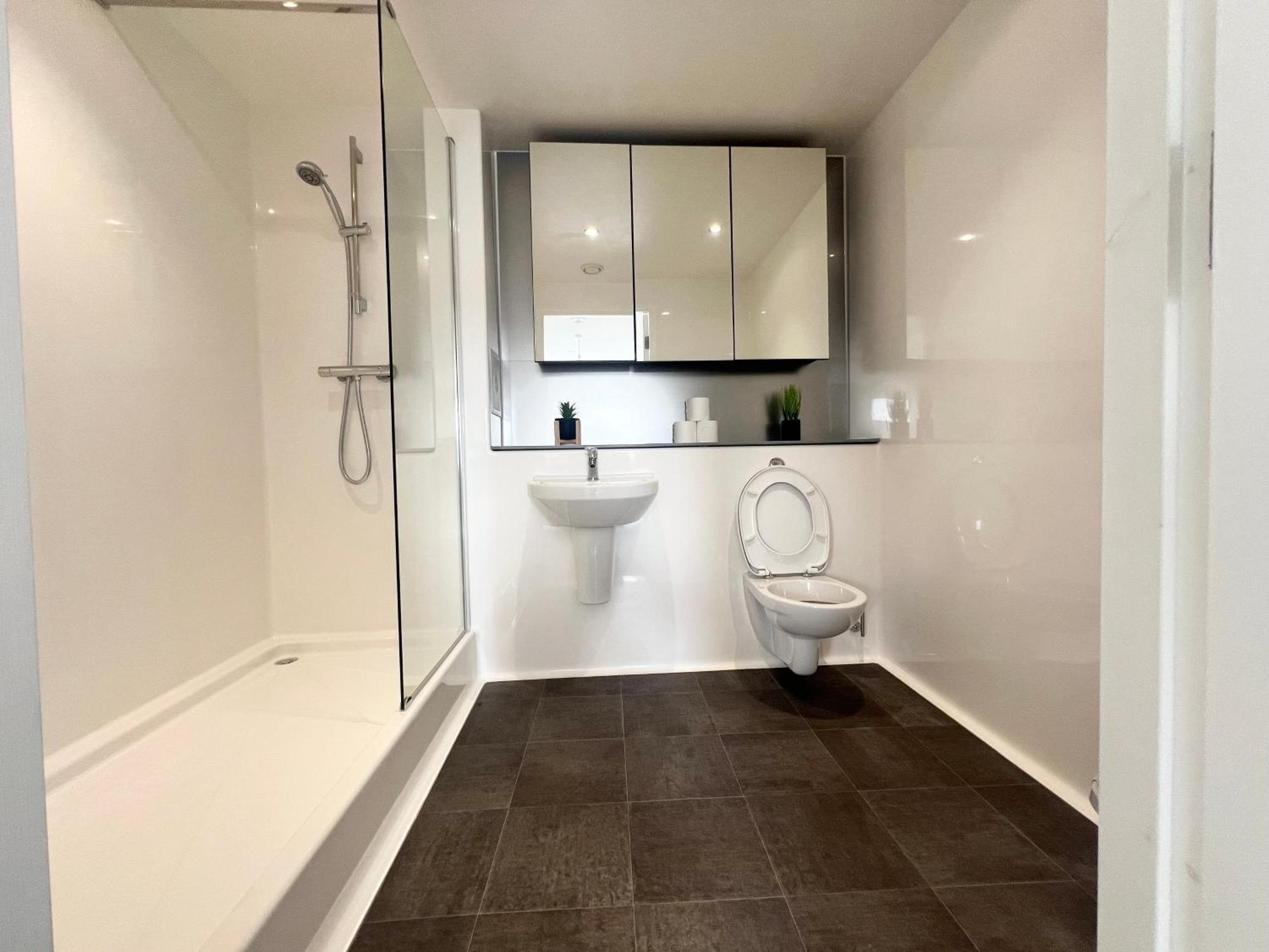 Lovely 2 Bedroom Appartement