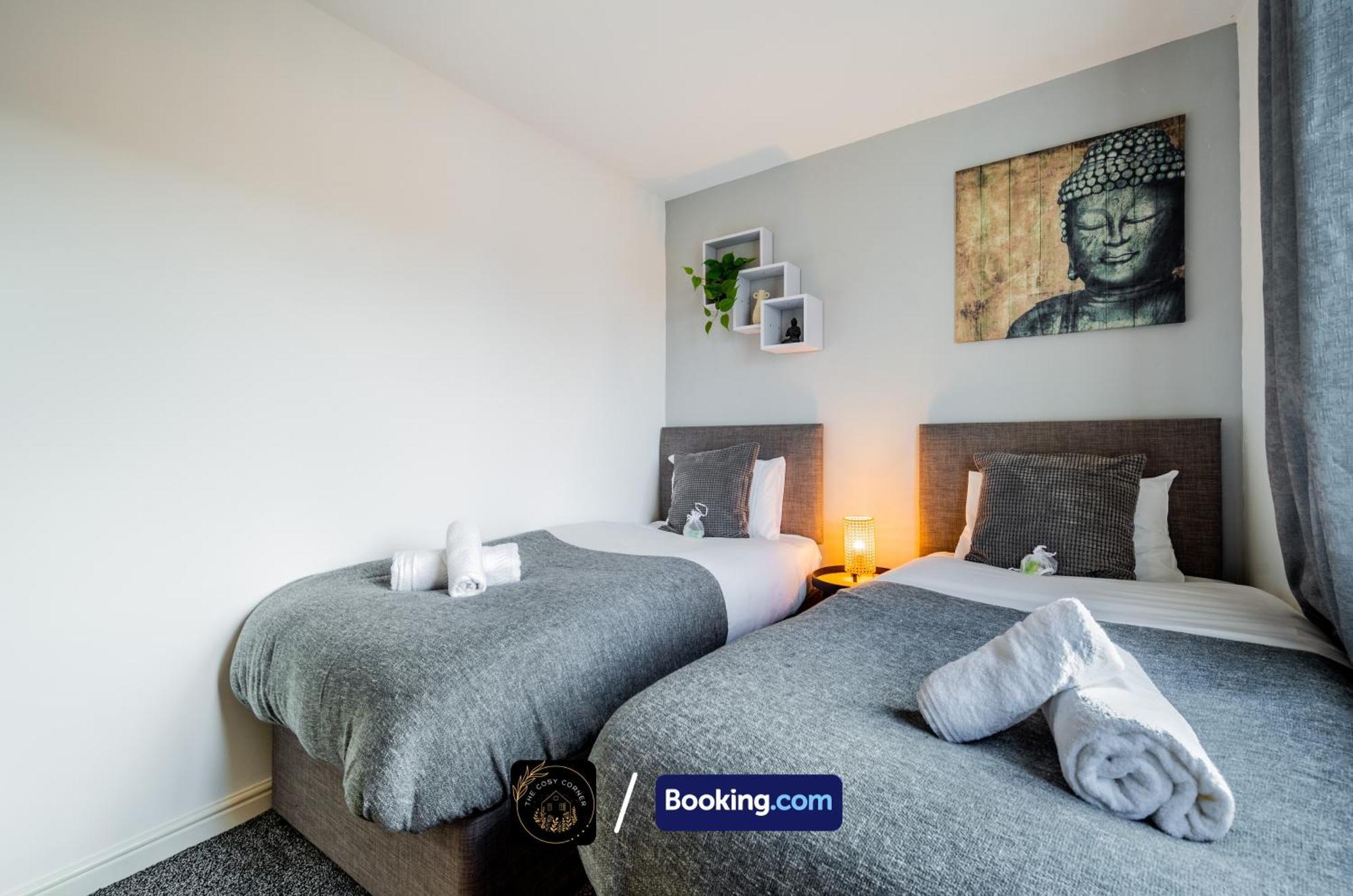 Appartement Cosy 4-bed House, Garden, Free Parking & Wifi