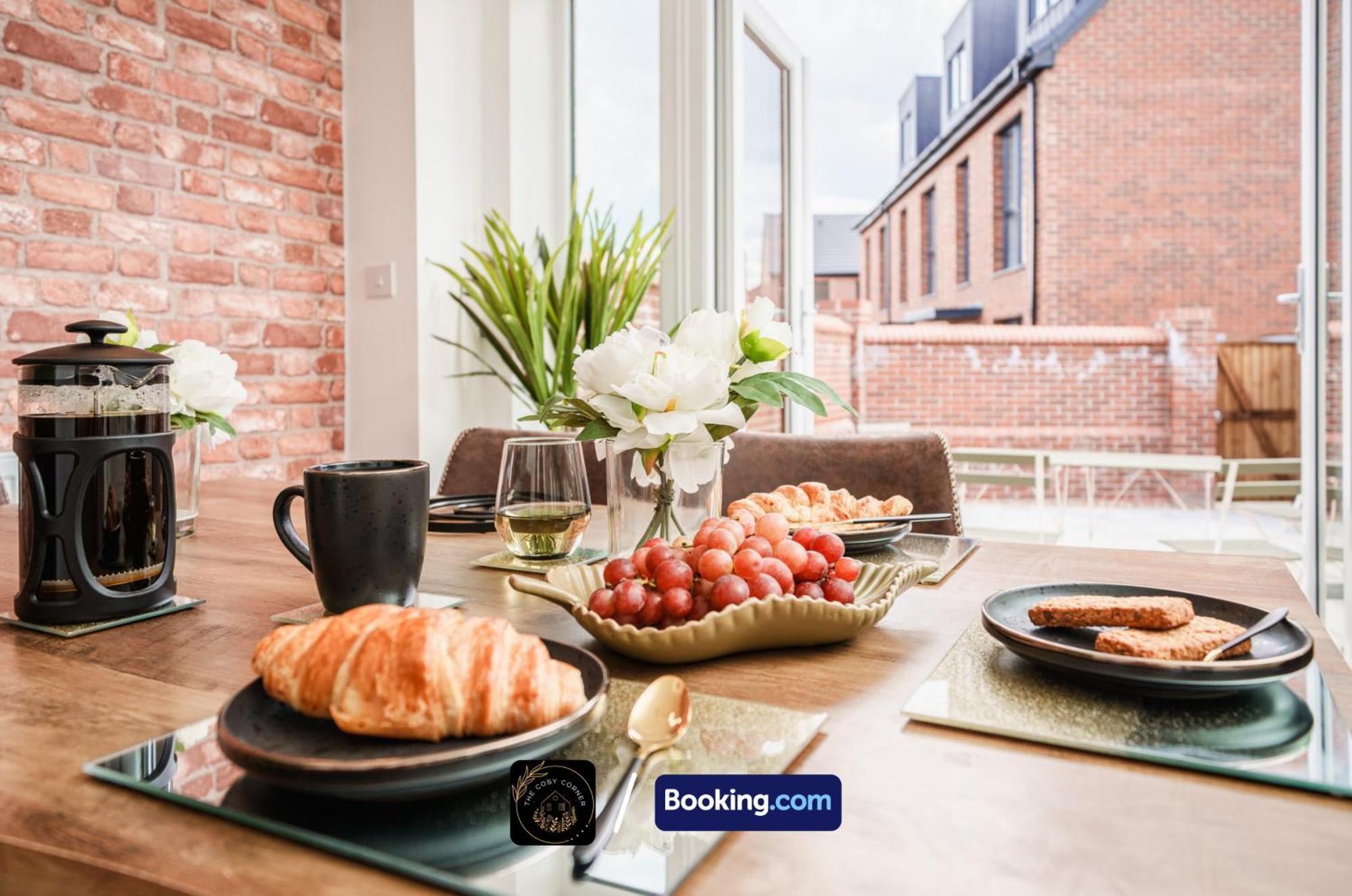 Apartment Cosy Corner: 3-bedroom House With Free Parking Near Hospital