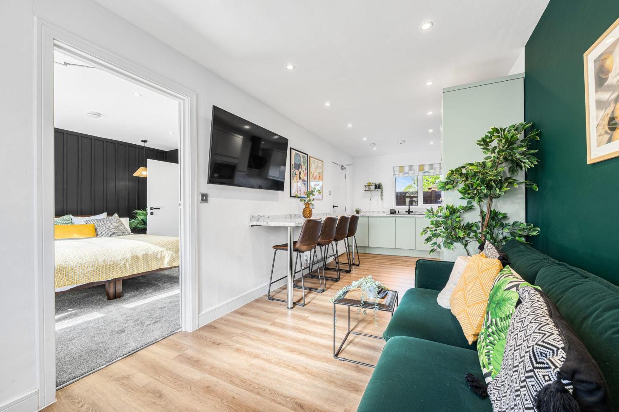 Vakantiehuis Quayside Escape-ensuite Tranquil Within An Intimate Shared With Free Parking