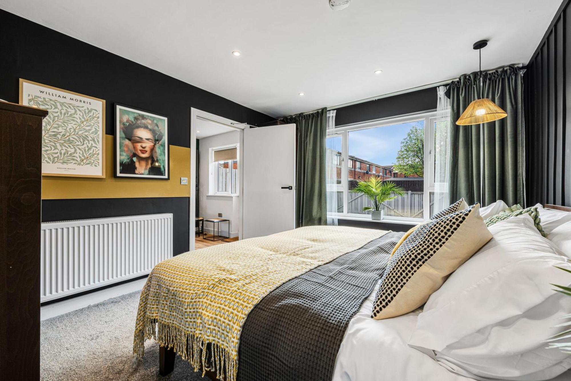 Quayside Escape-ensuite Tranquil Within An Intimate Shared With Free Parking