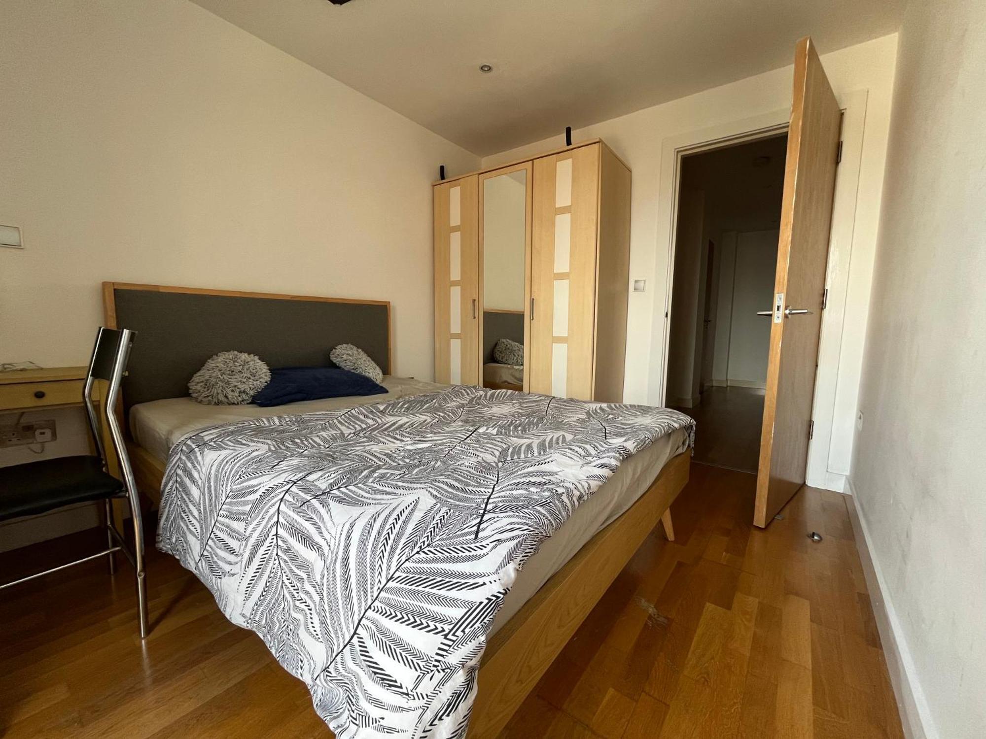 Cosy Central 2 Bed Apartment *