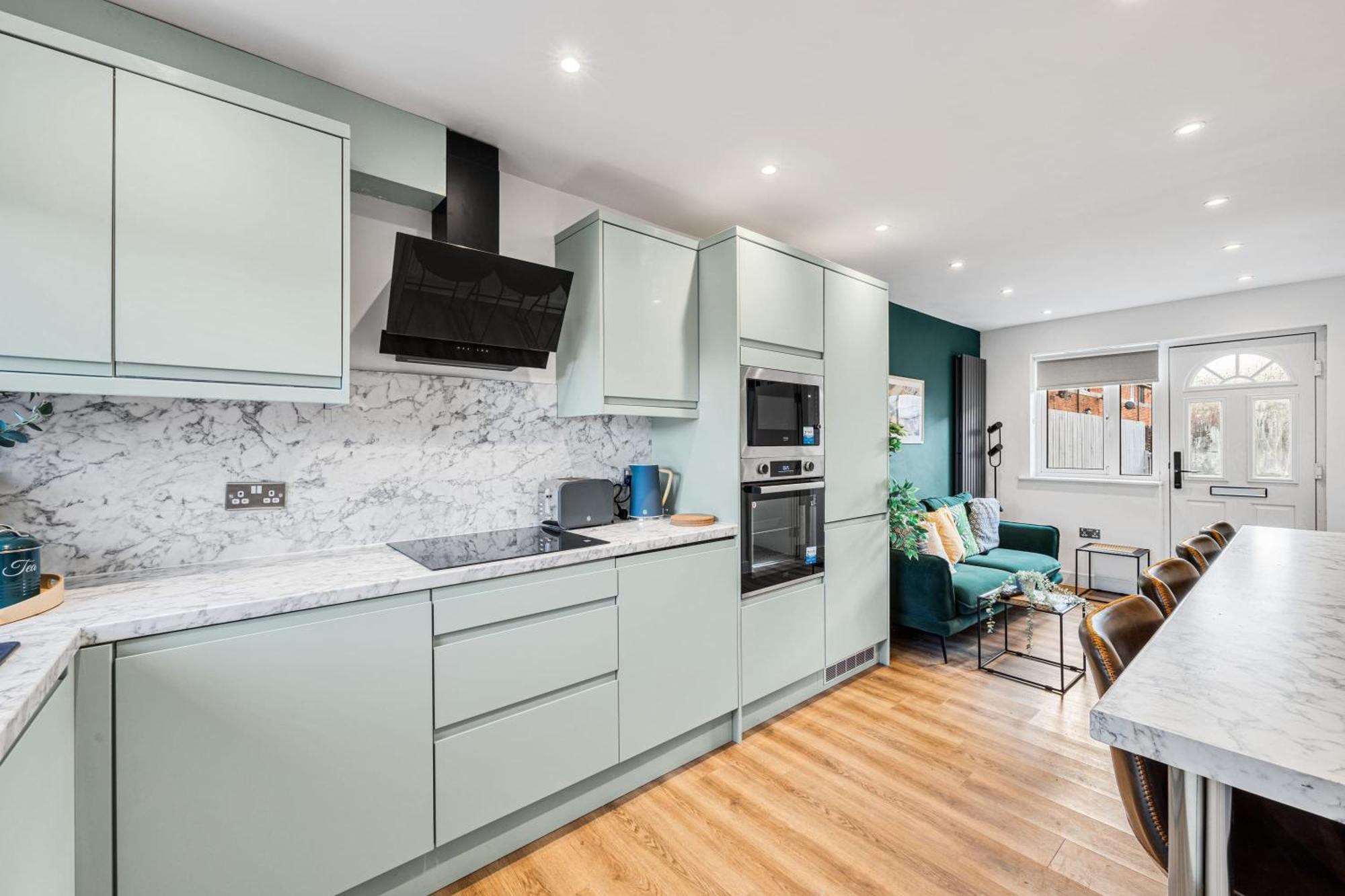 Quayside Escape-ensuite Tranquil Within An Intimate Shared With Free Parking Vakantiehuis Manchester