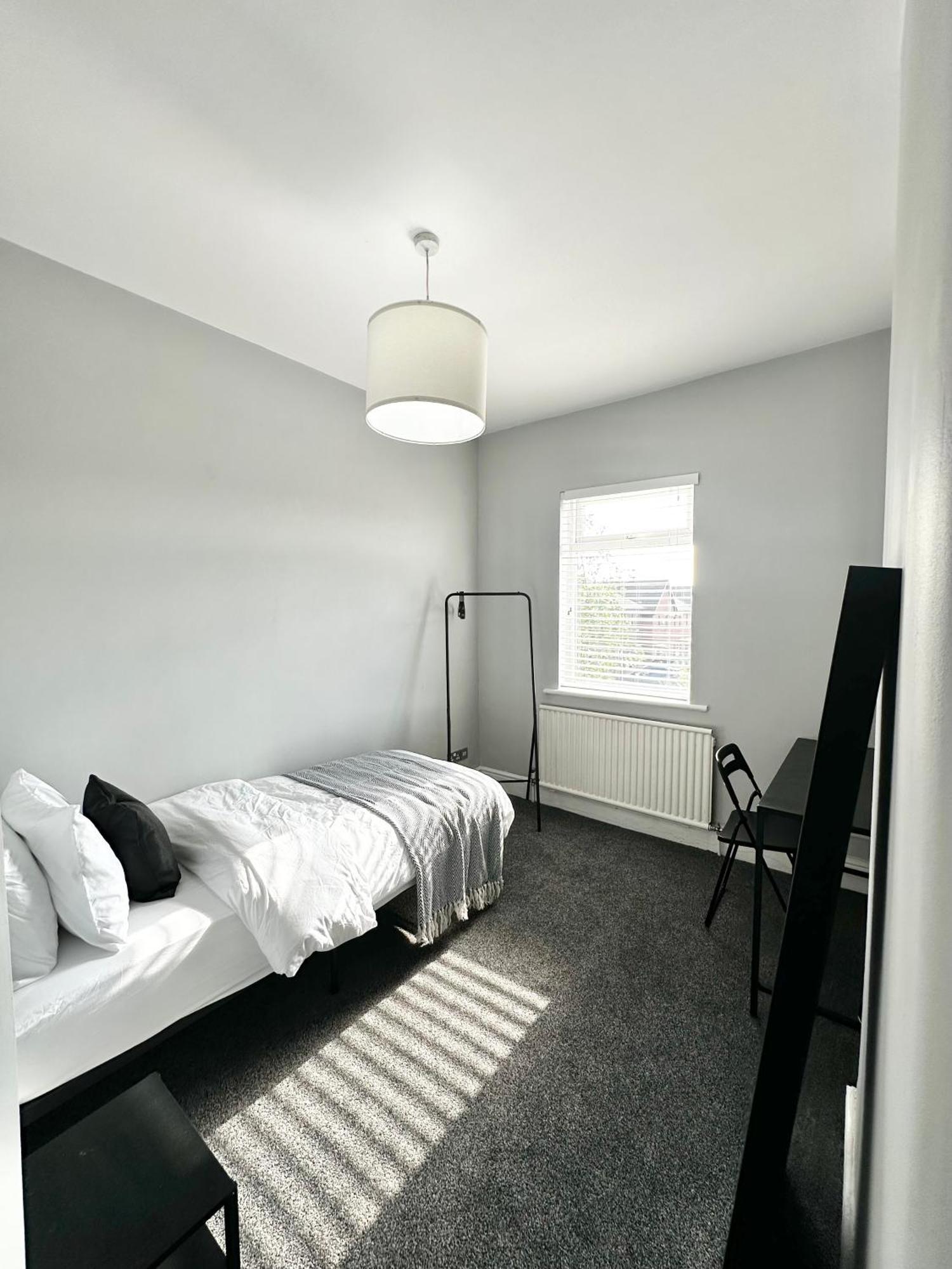 Holiday home Victorian - 5 Bedroom House Manchester