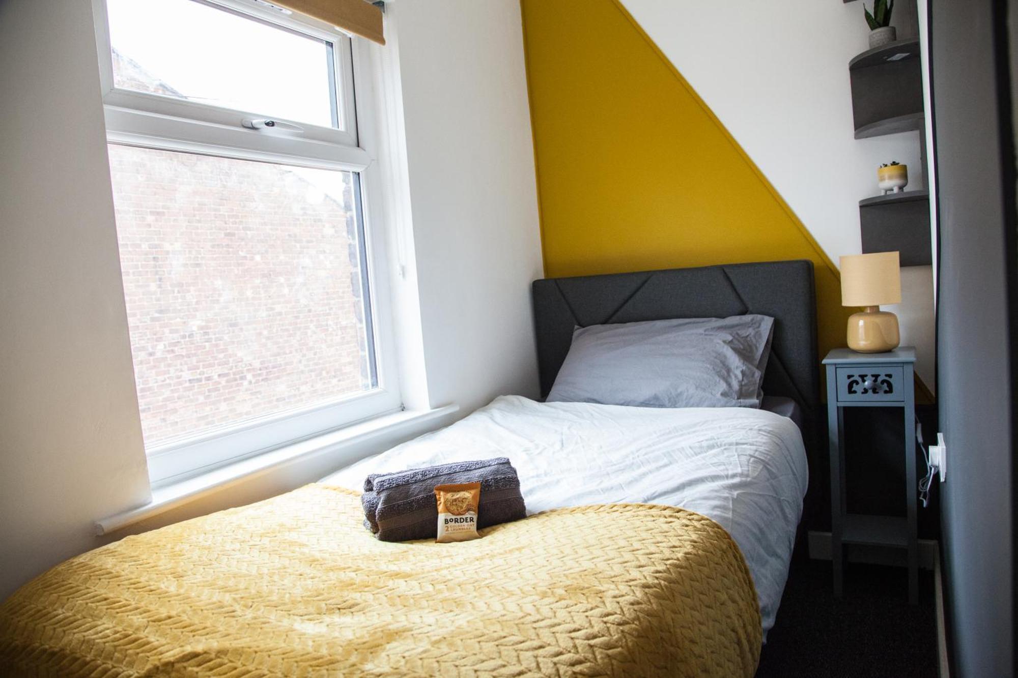 Holiday home Entire Modern In And Near Peak District Manchester