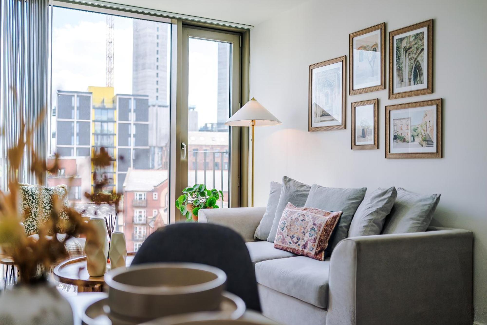 Stunning In Centre Apartment