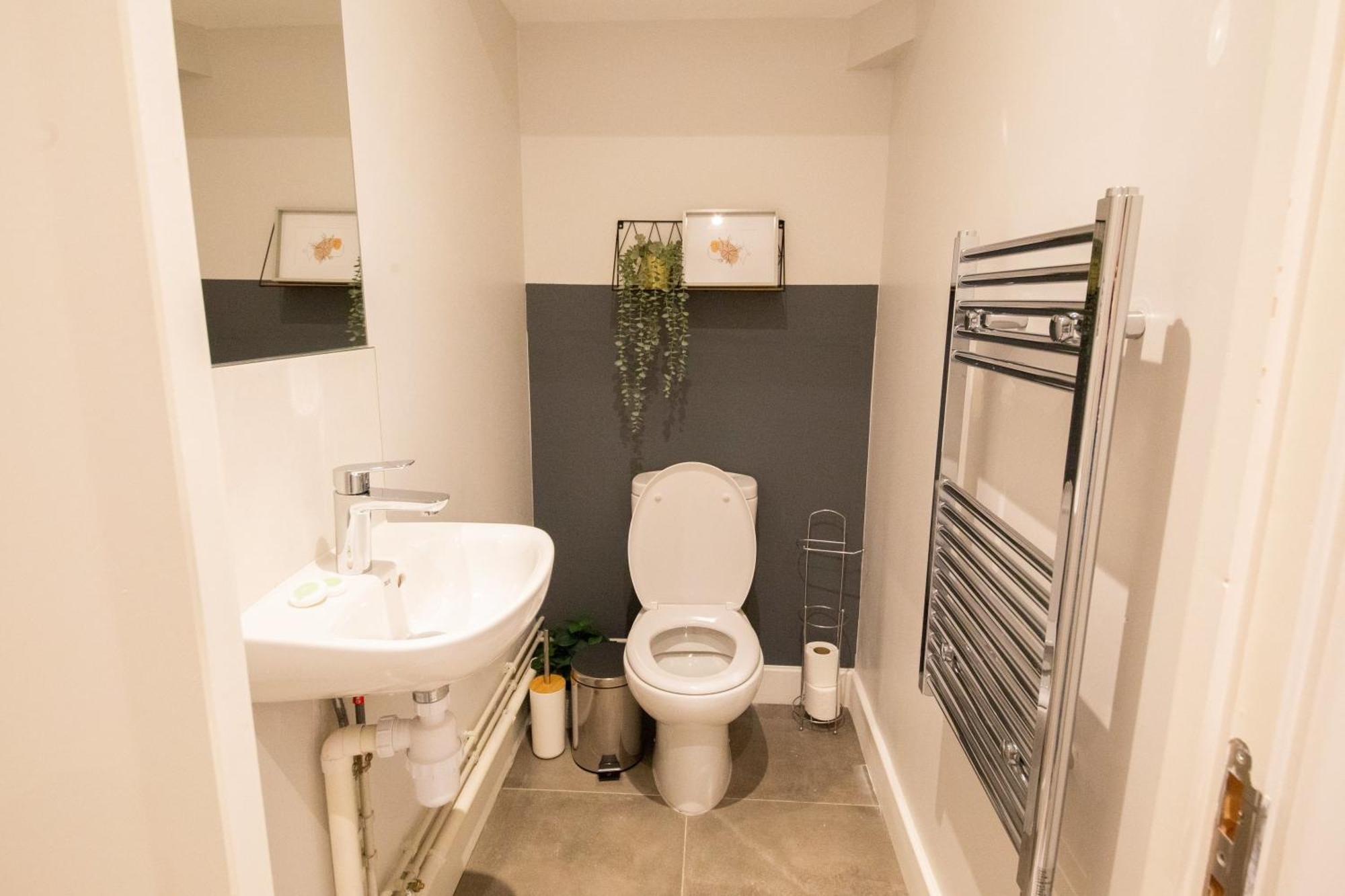 Stunning 3 Bedroom Apartment Manchester