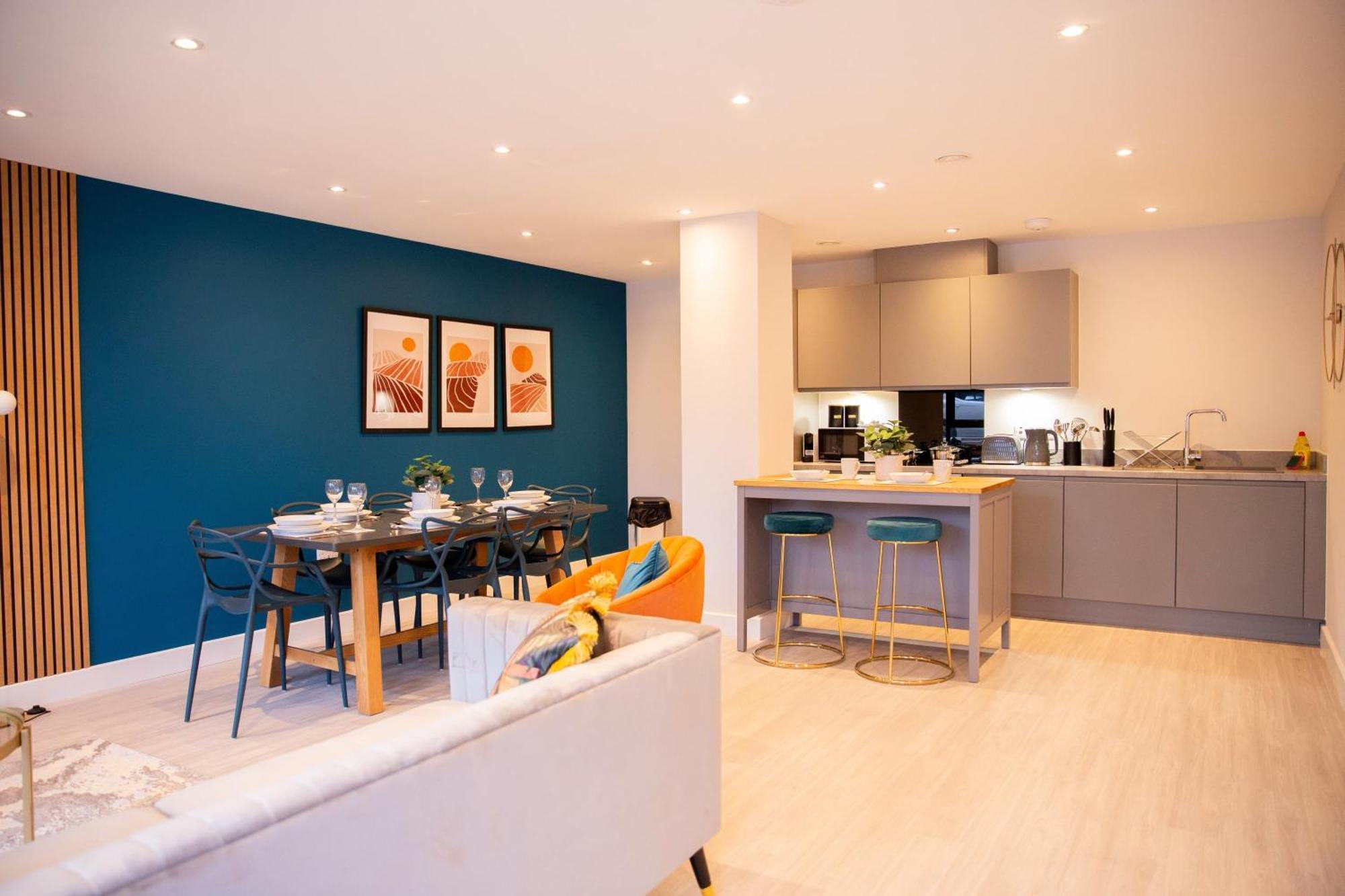 Apartment Stunning 3 Bedroom Manchester