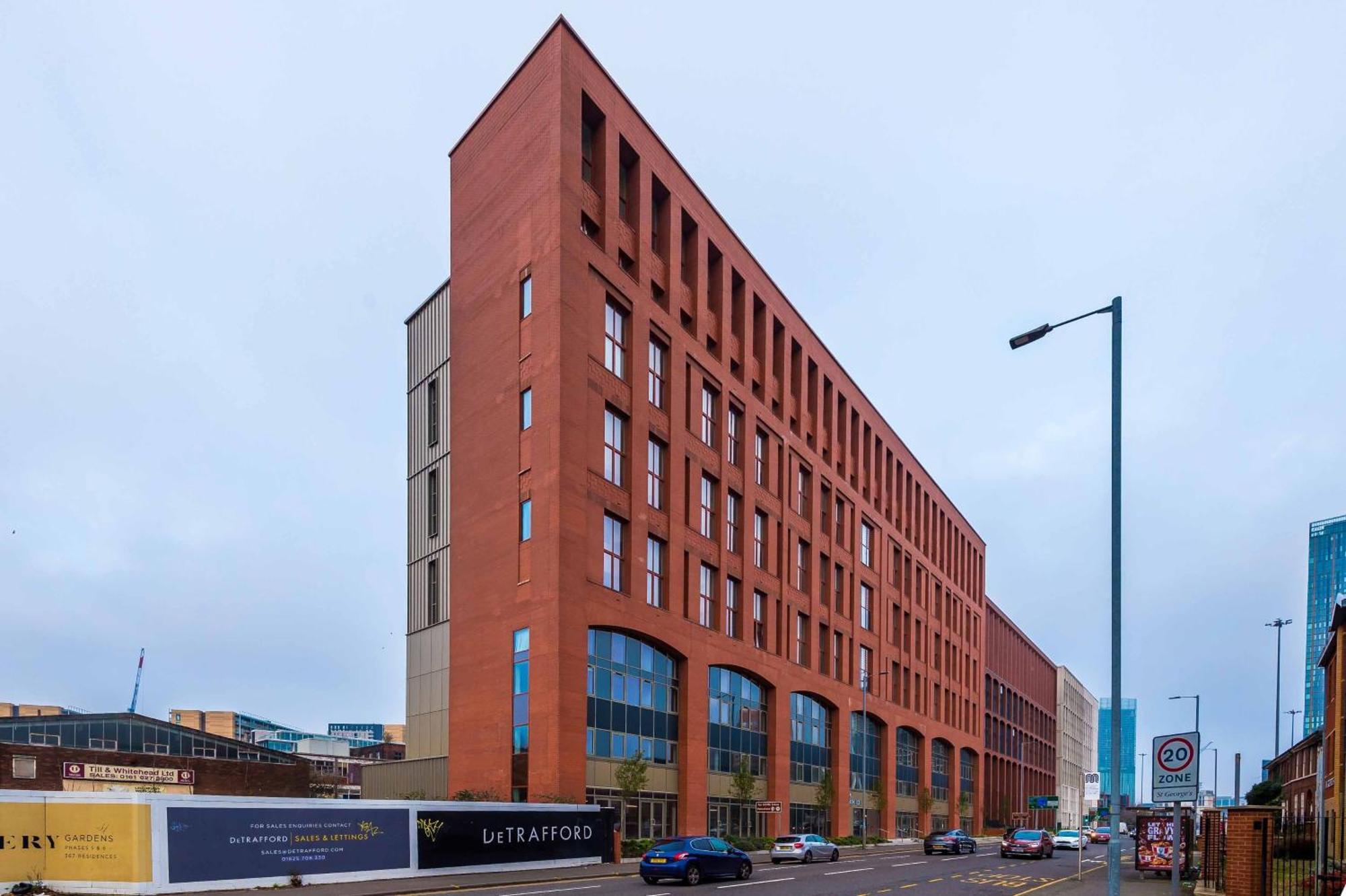 Duplex, Free Wifi, Centre, Parking Apartment Manchester