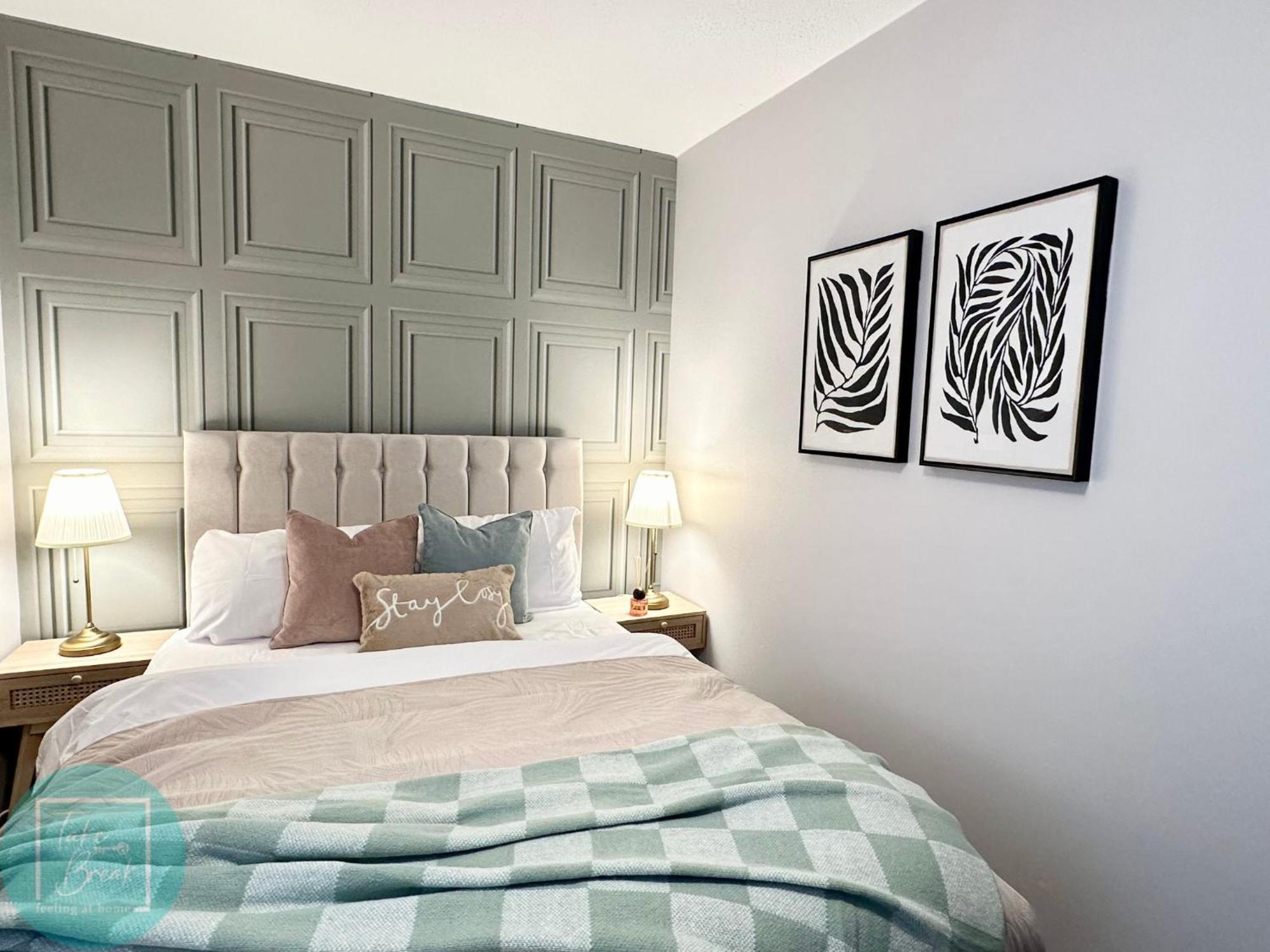 Chic 2br Swinton Gem For Families & Couples Trafford Centre Nearby * Manchester