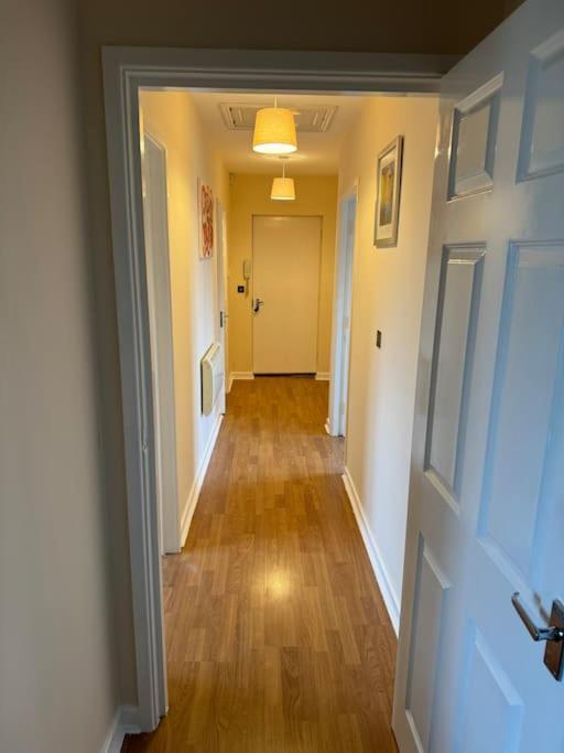 Modern, Quiet, Sleeps 9, Etihad, Coop Live, Appartement Manchester