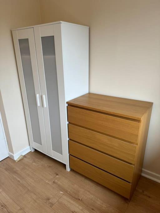 Modern, Quiet, Sleeps 9, Etihad, Coop Live, *