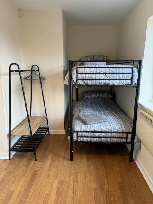 Modern, Quiet, Sleeps 9, Etihad, Coop Live, Manchester