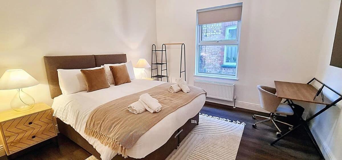 Holiday home Stunning Luxury Spacious - 5 Bedrooms - Rest & Recharge In *