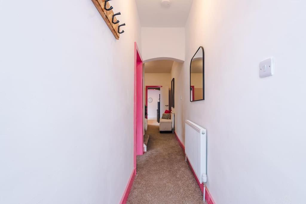 Trendy 3br Pad In Holiday home