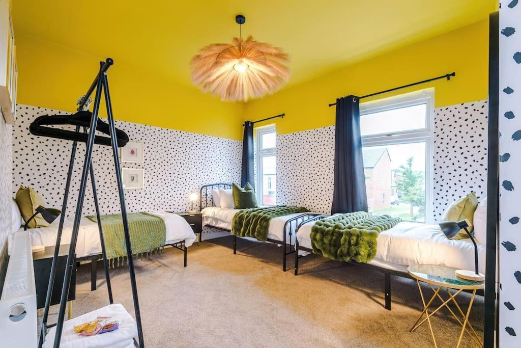 Trendy 3br Pad In Holiday home