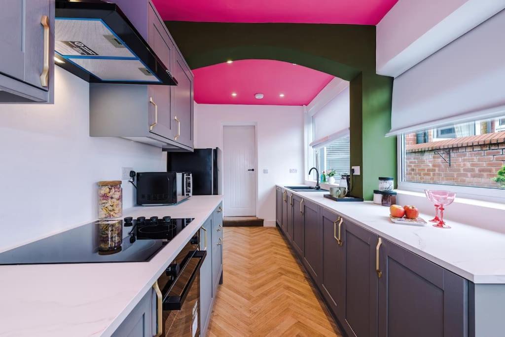Trendy 3br Pad In