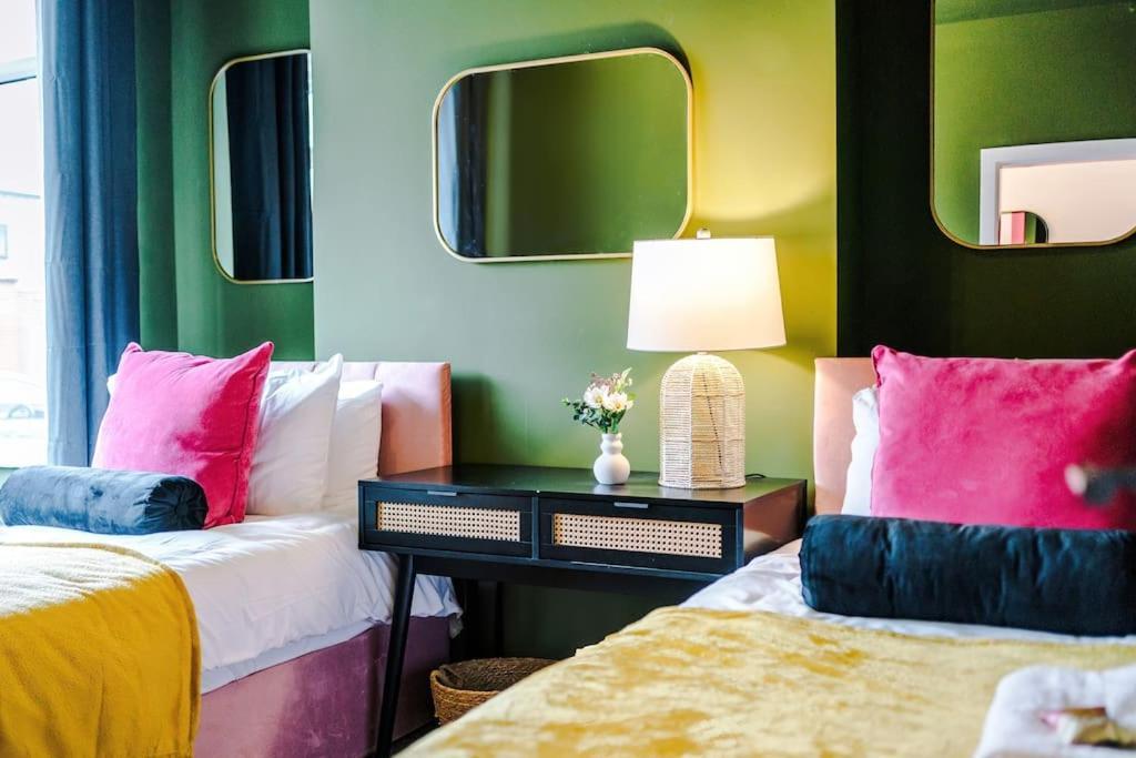 Holiday home Trendy 3br Pad In