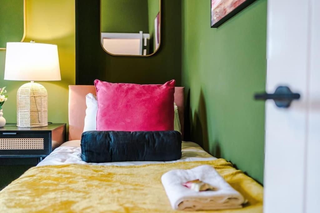 Trendy 3br Pad In Holiday home *