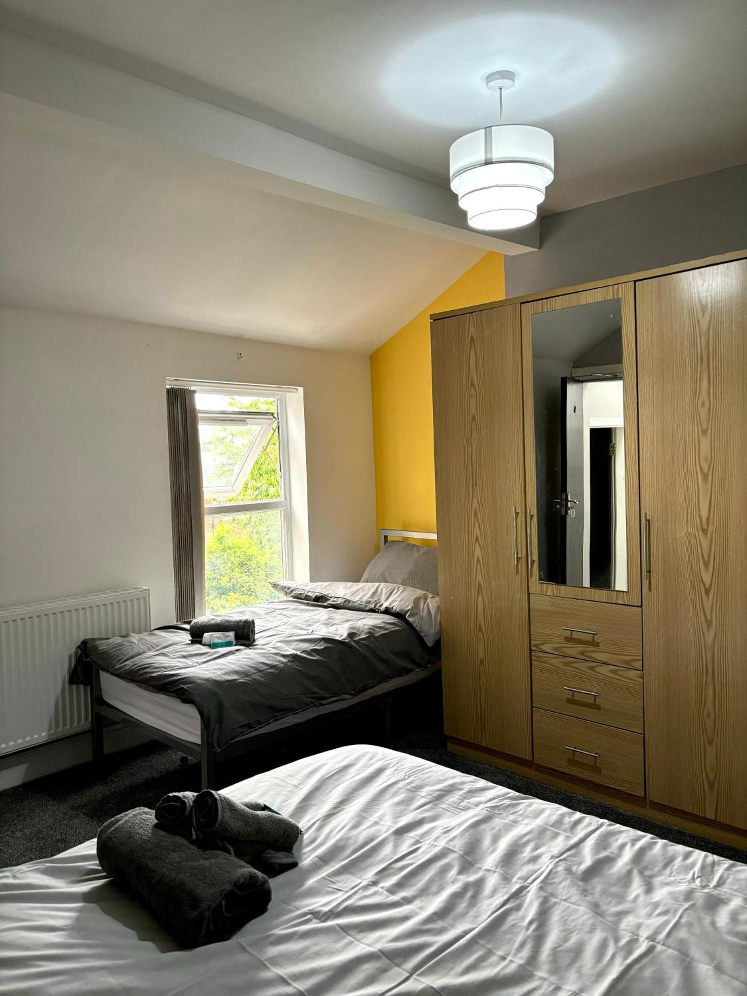 Croft House * Manchester