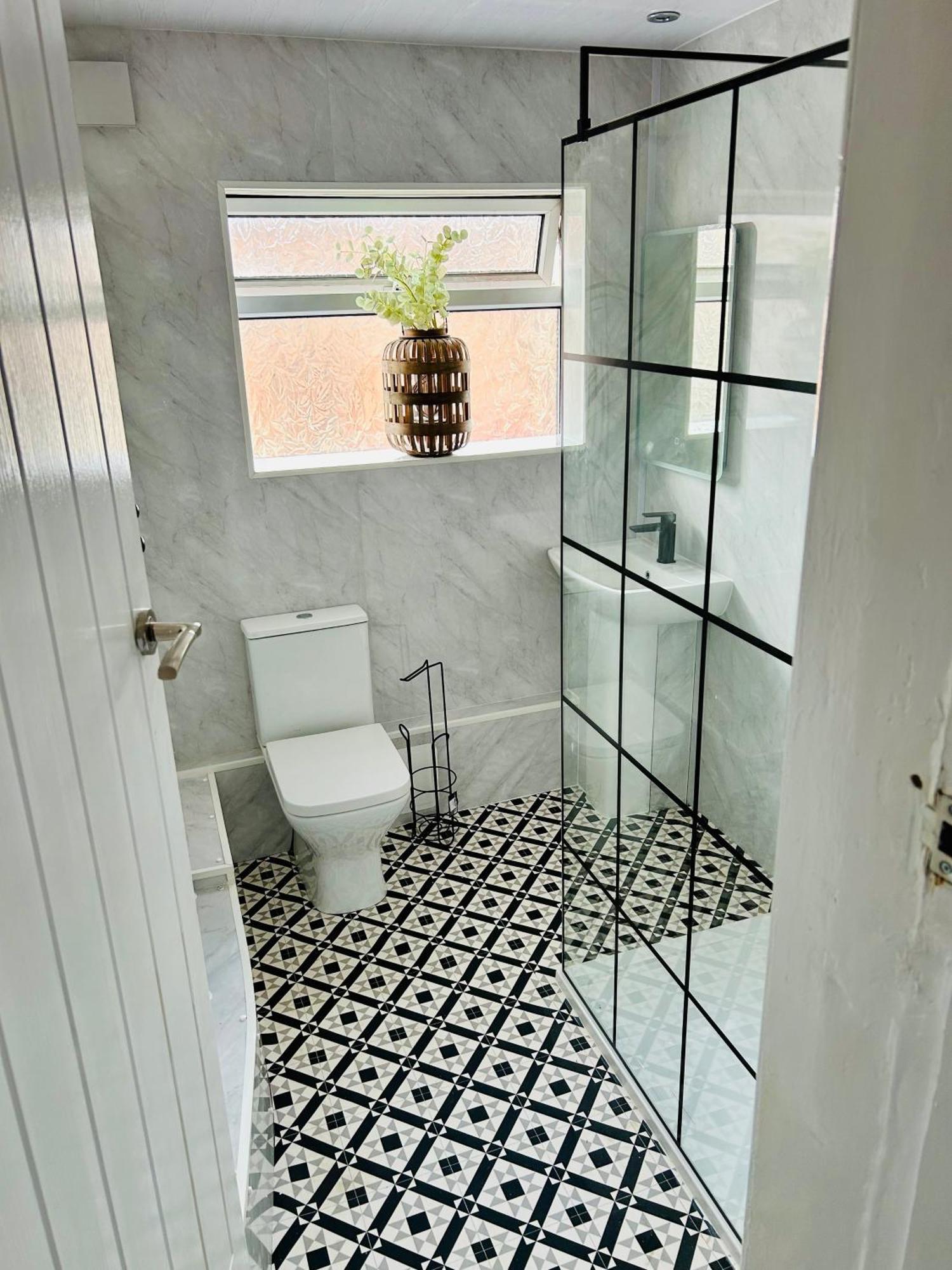 Superbly Located Terraced House Vakantiehuis