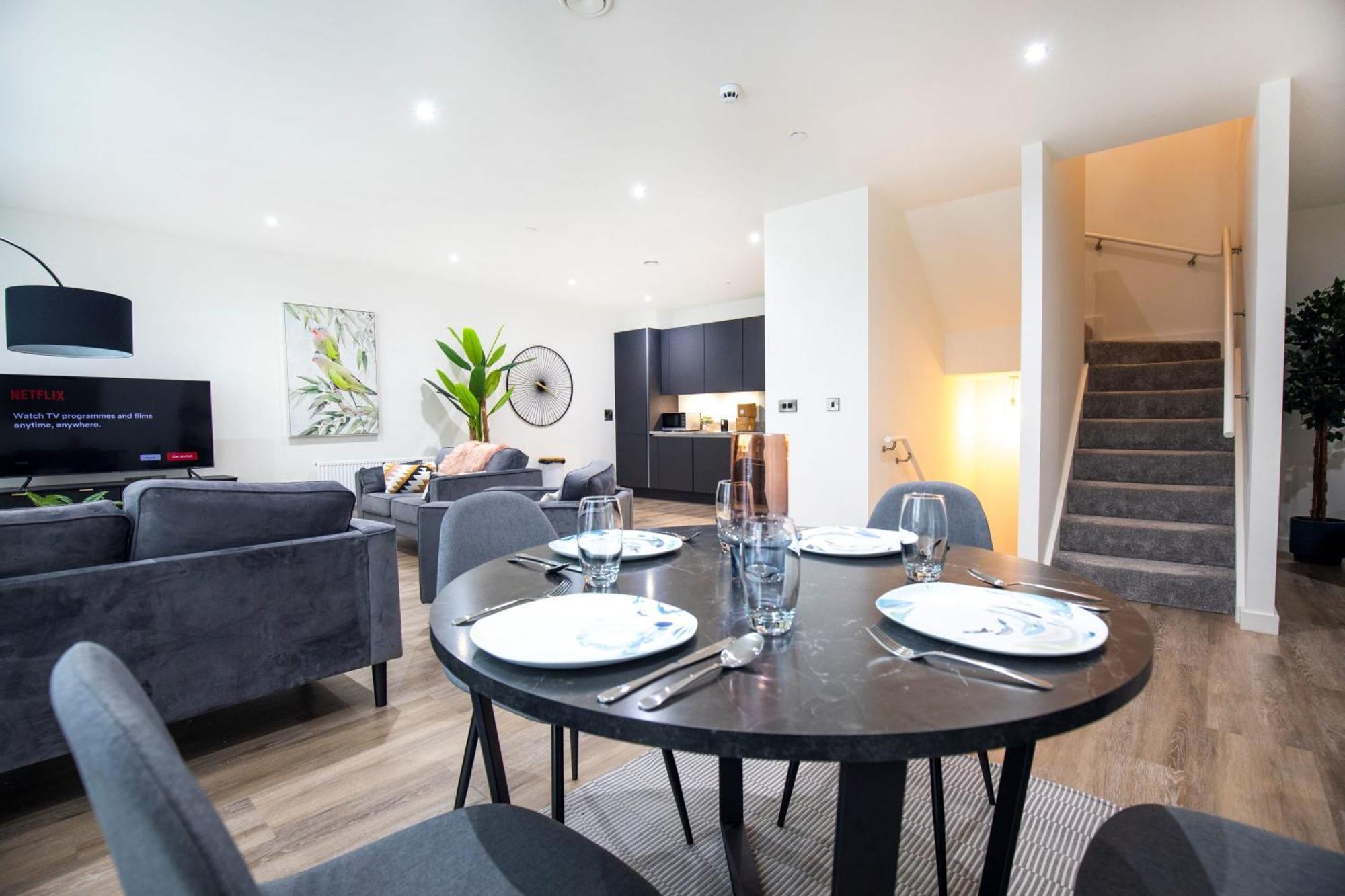 Luxury Free Parking Townhouse Vakantiehuis