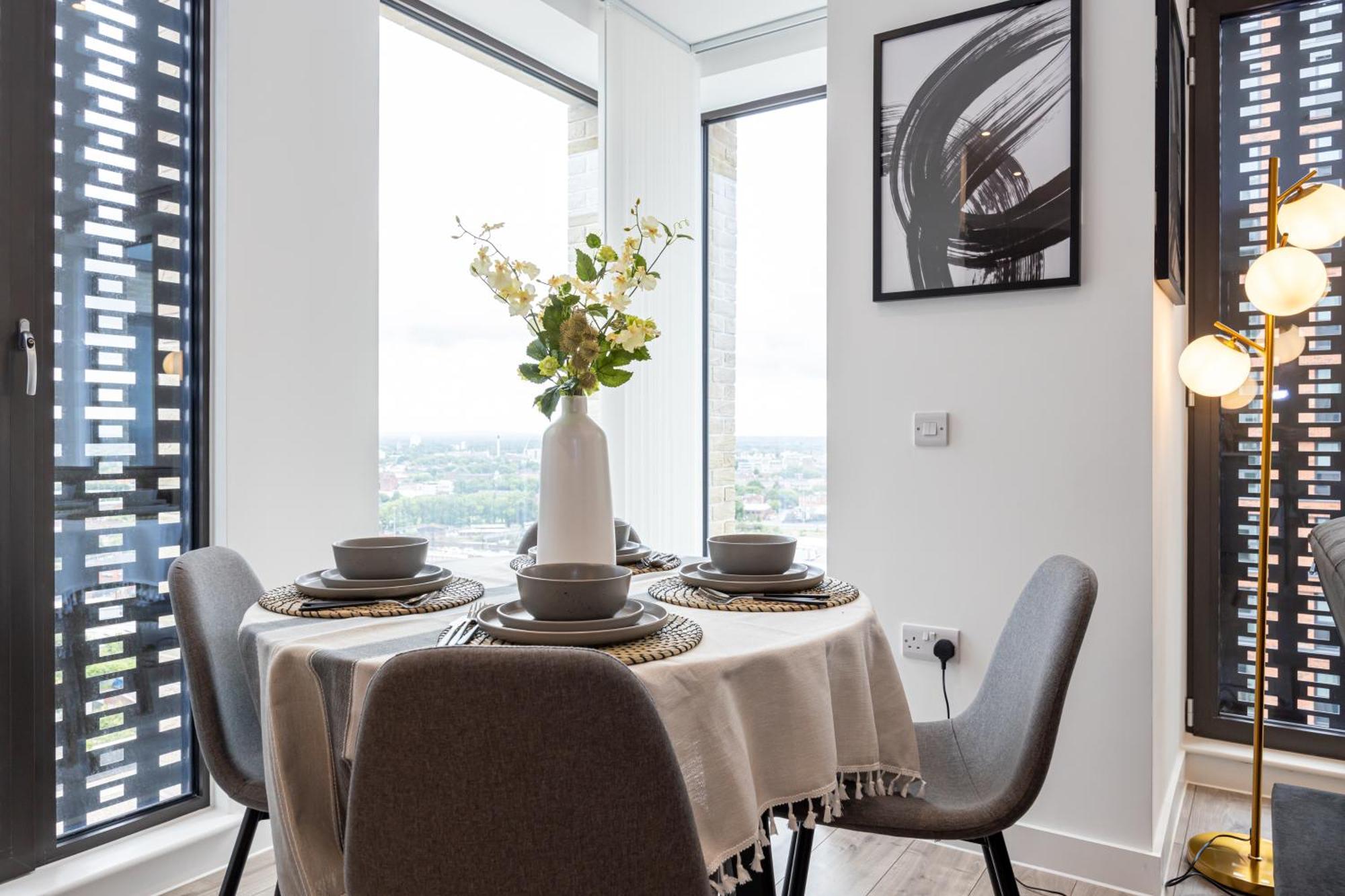 Royal Ebony By Asquare Lettings Appartement *