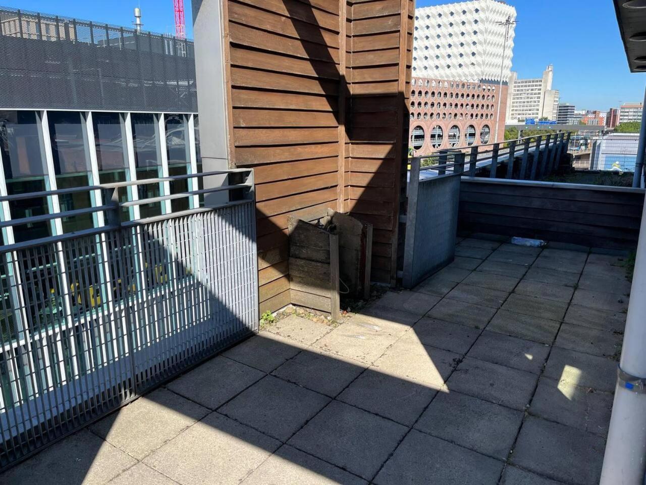Lovely 2-bed In *