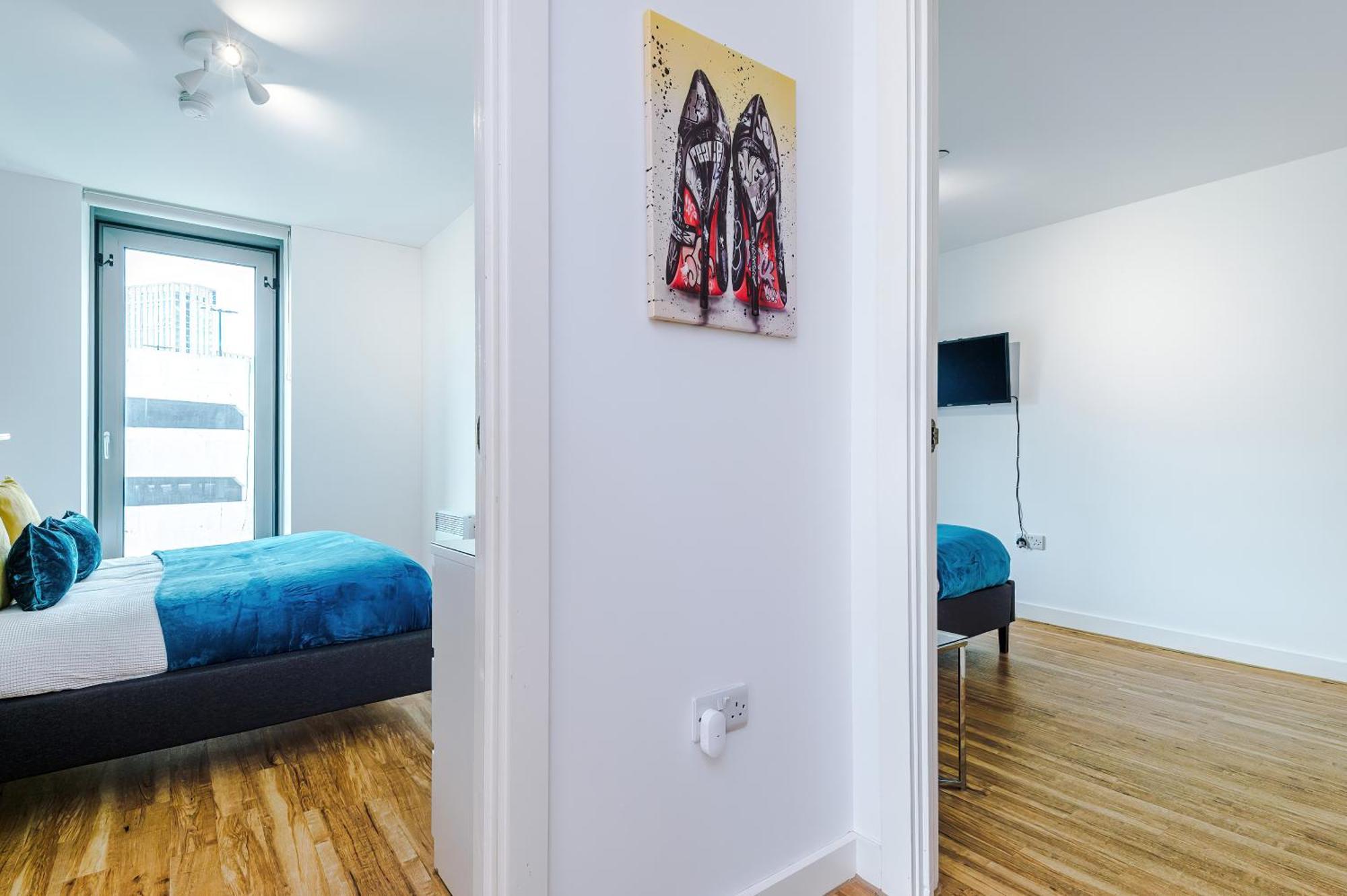 Lux Livin' - Luxury 2 Bed With Skyline View & 24 Hour Gym * Manchester