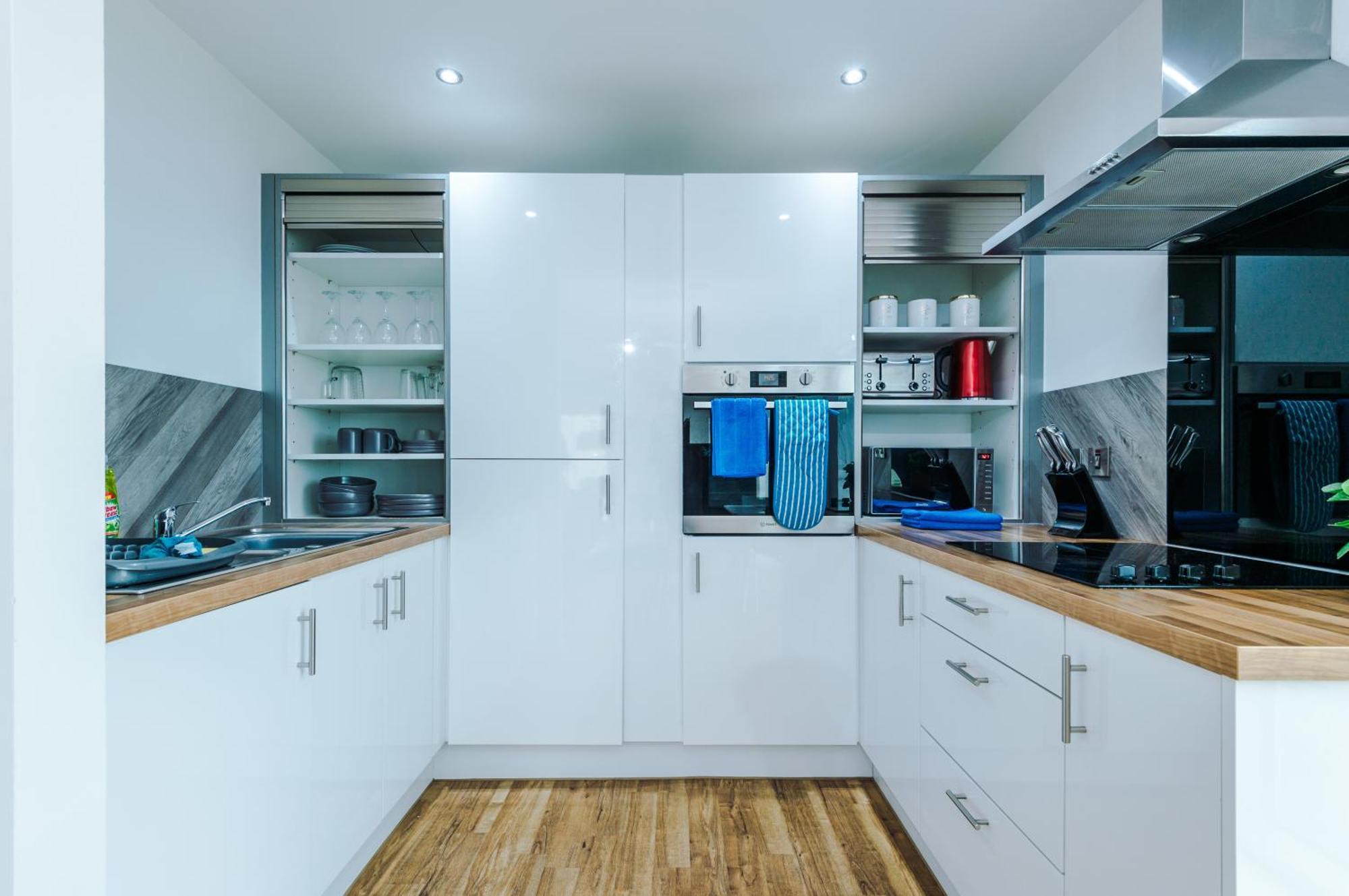 Lux Livin' - Luxury 2 Bed With Skyline View & 24 Hour Gym Appartement