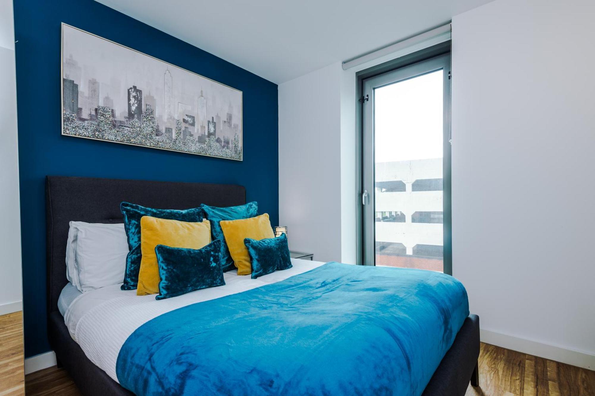 Lux Livin' - Luxury 2 Bed With Skyline View & 24 Hour Gym Appartement