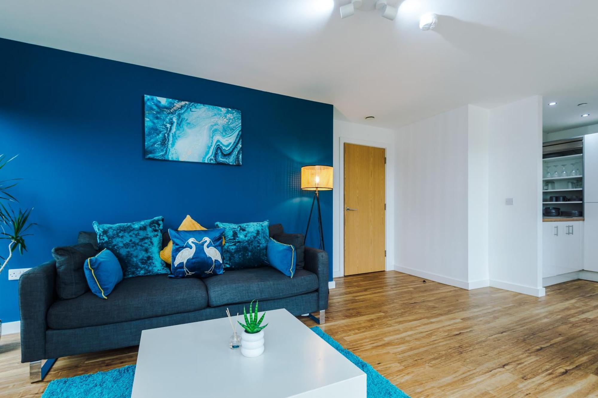 Lux Livin' - Luxury 2 Bed With Skyline View & 24 Hour Gym * Manchester