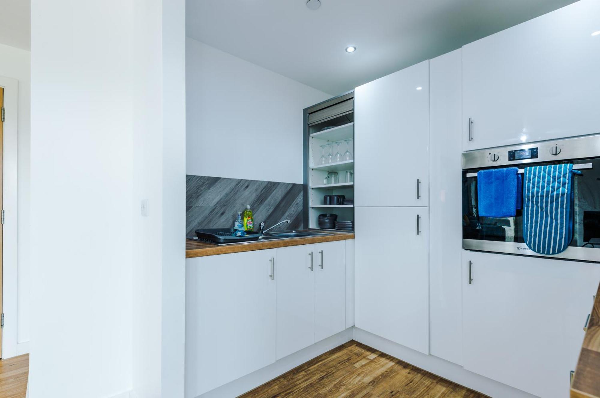 Lux Livin' - Luxury 2 Bed With Skyline View & 24 Hour Gym Appartement *