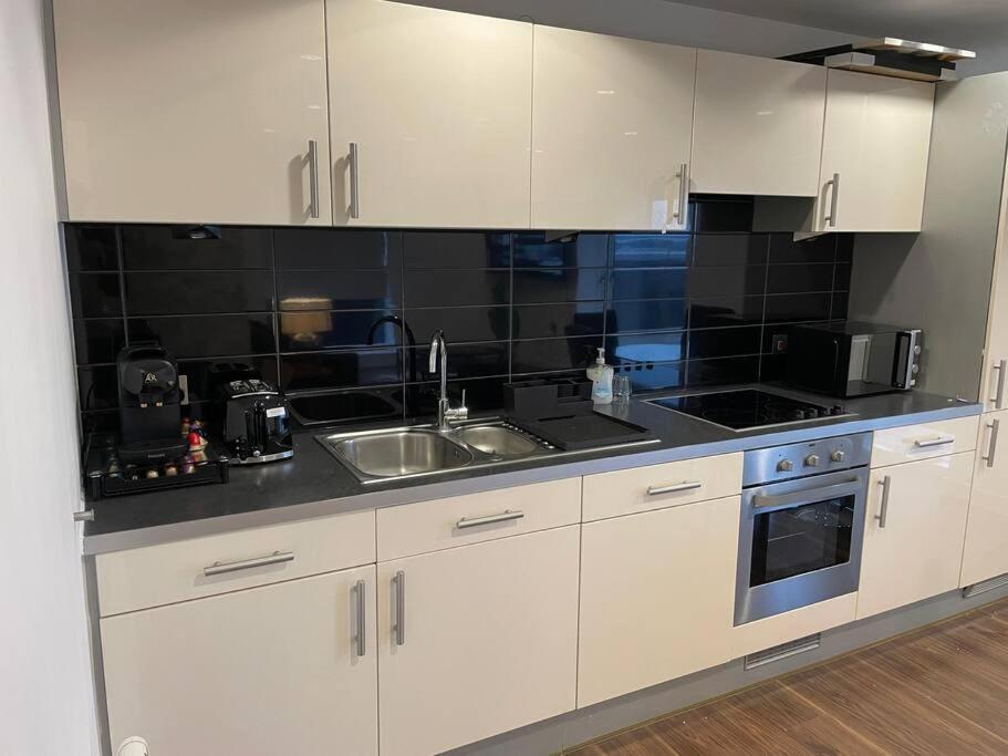 Skyline Retreat Apartment Manchester