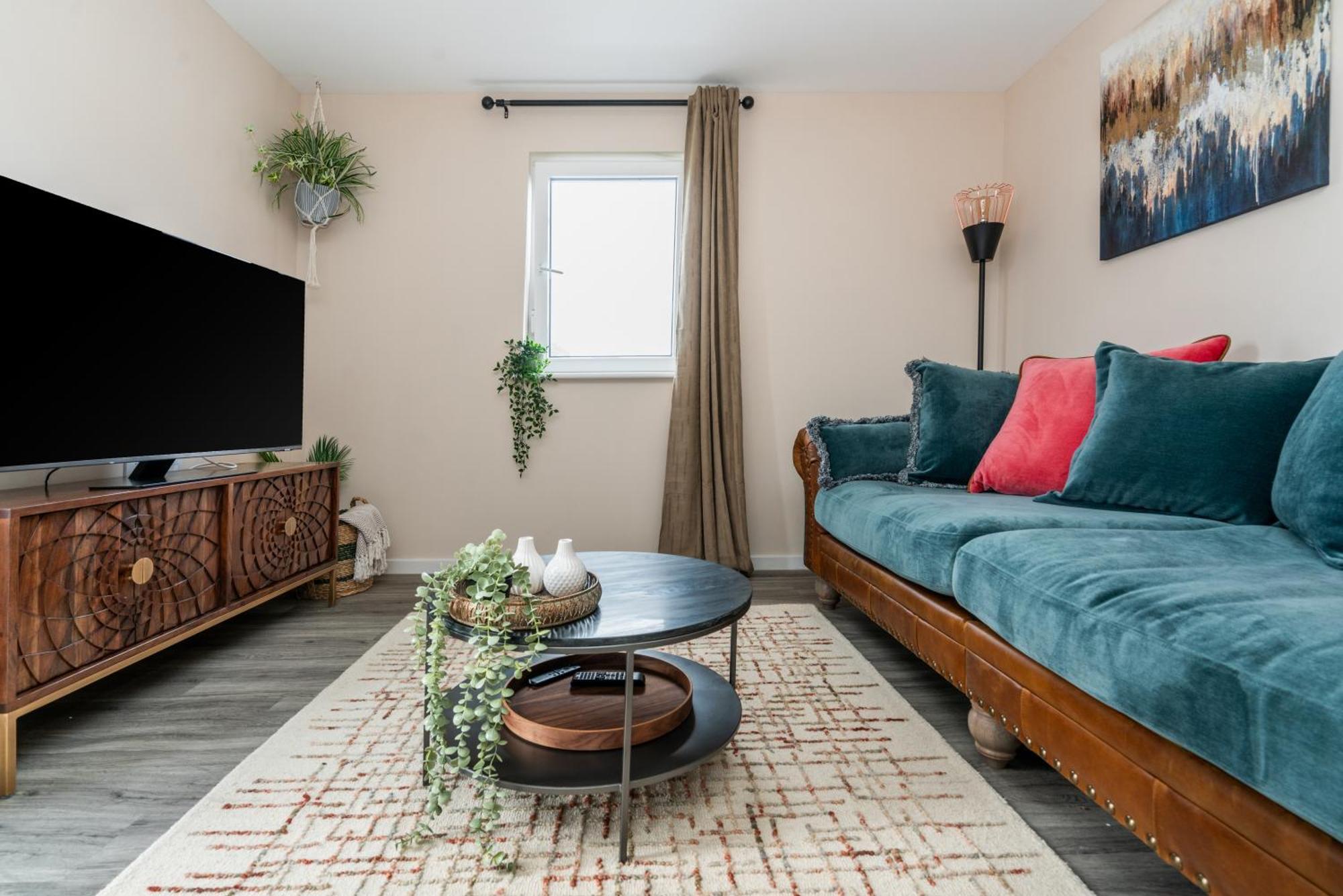 Modern 2bed In Apartment *