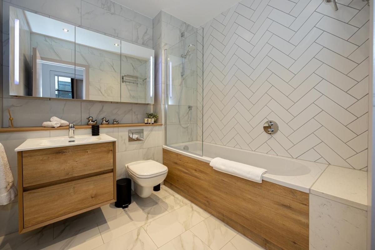 Charlotte House By Coqoon * Manchester